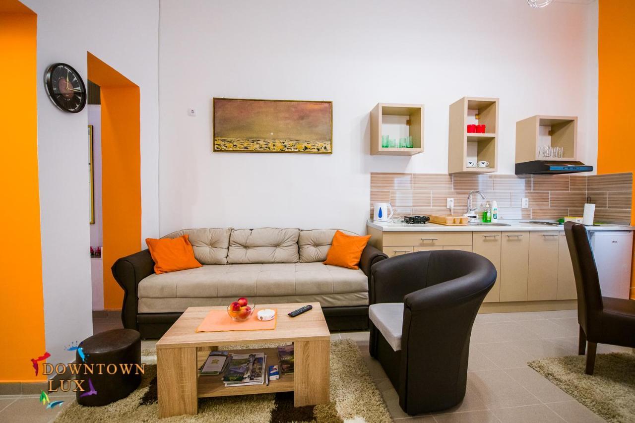 Downtown Lux Apartments, Суботиця Екстер'єр фото